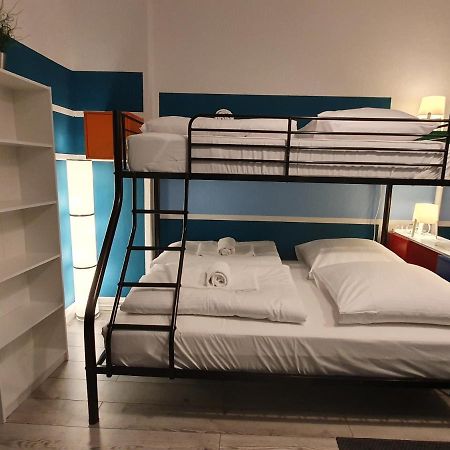 ברלין Central Lichtenberger Apartment For 6 People מראה חיצוני תמונה