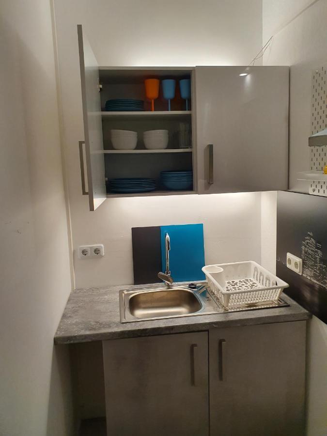 ברלין Central Lichtenberger Apartment For 6 People מראה חיצוני תמונה