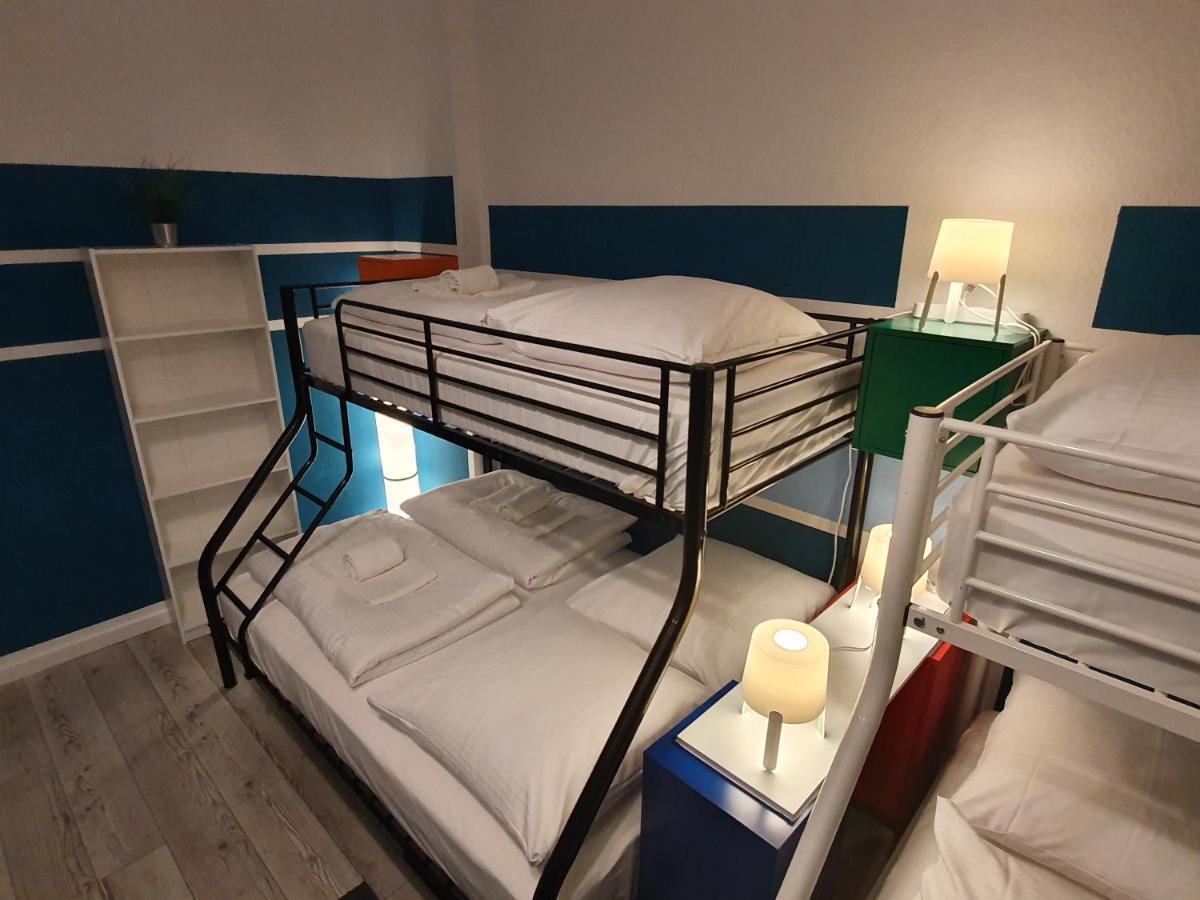 ברלין Central Lichtenberger Apartment For 6 People מראה חיצוני תמונה