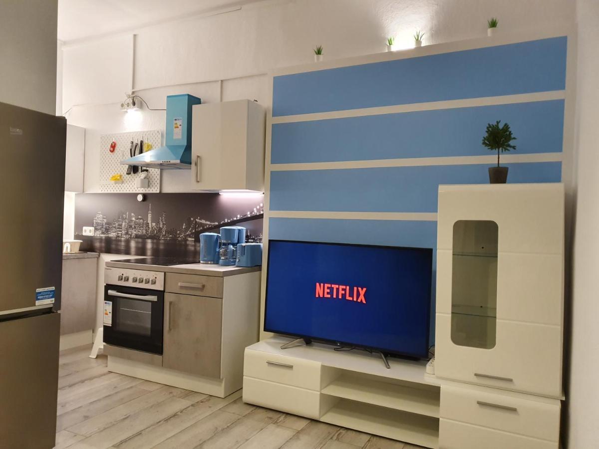 ברלין Central Lichtenberger Apartment For 6 People מראה חיצוני תמונה