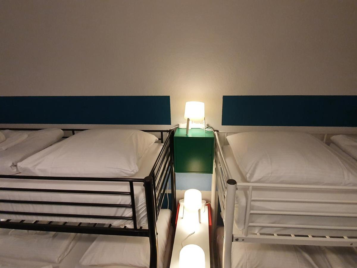 ברלין Central Lichtenberger Apartment For 6 People מראה חיצוני תמונה
