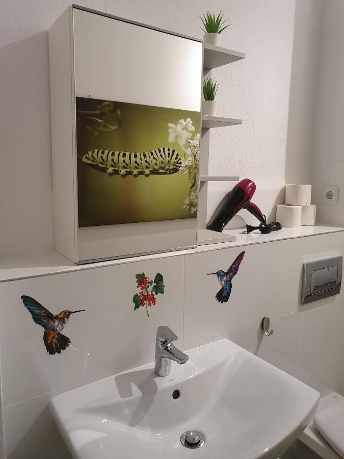 ברלין Central Lichtenberger Apartment For 6 People מראה חיצוני תמונה